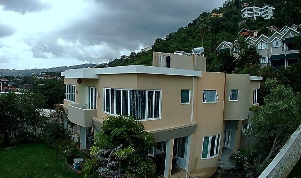 First image of 5 Bracknell Close in Jacks Hill, St. Andrew, Jamaica - property is For Sale
