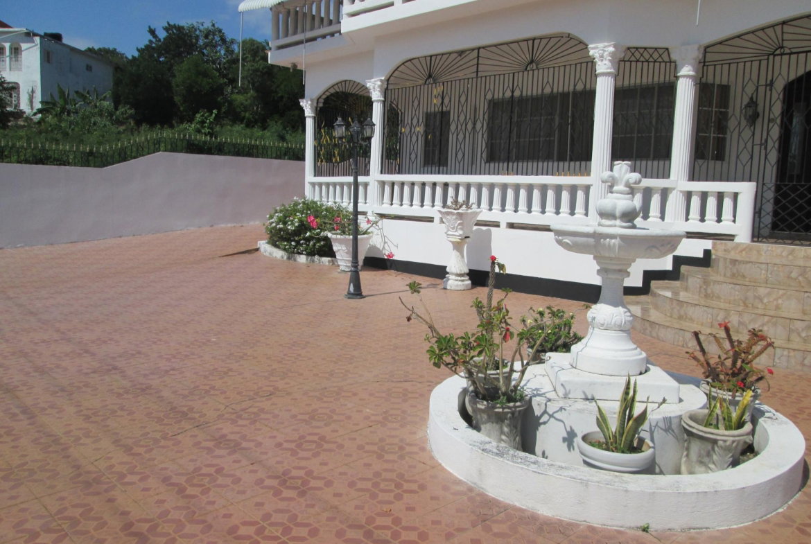 Fifth image of 95 Wilmot Cl, Retreat Hgts in Falmouth, Trelawny, Jamaica - property is For Sale