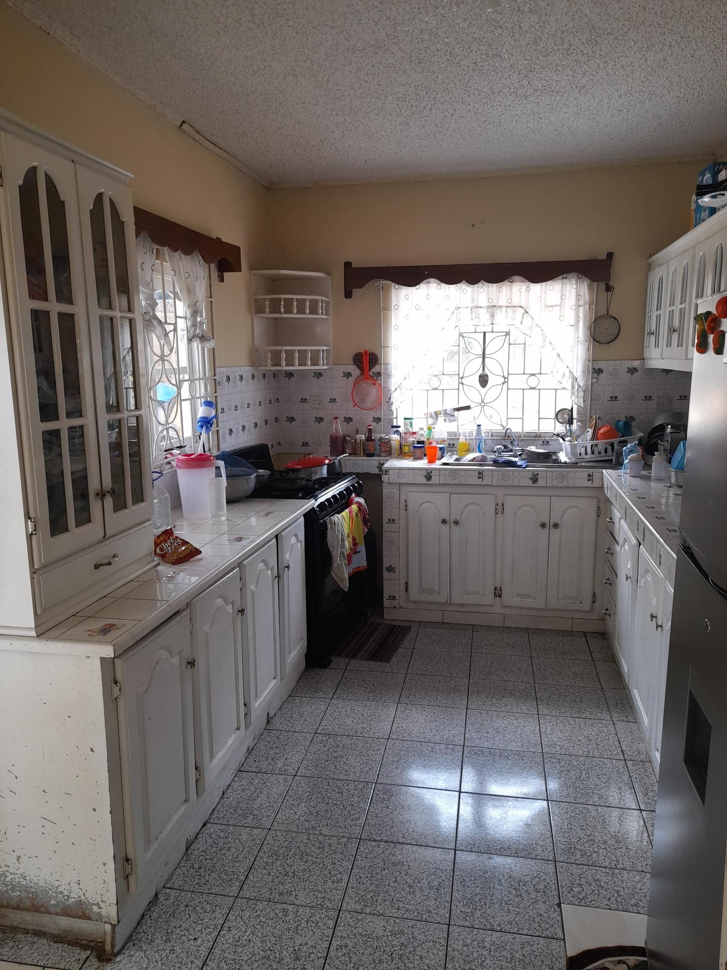 Exquisite-Home-for-Sale-in-Palmers-Cross-Clarendon-5-Bedrooms-Fruit-Trees Eighteenth image of 1a Chateau rd in Palmers Cross, Clarendon, Jamaica - property is For Sale