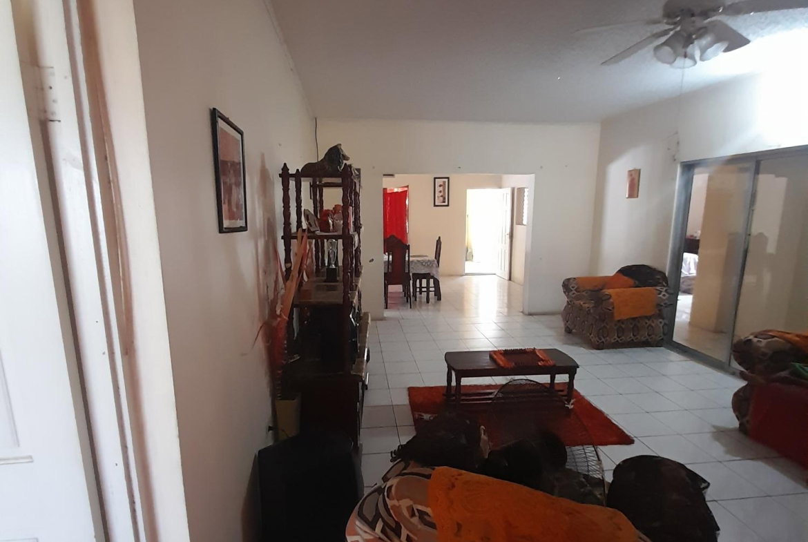 Sixth image of 1a Chateau rd in Palmers Cross, Clarendon, Jamaica - property is For Sale