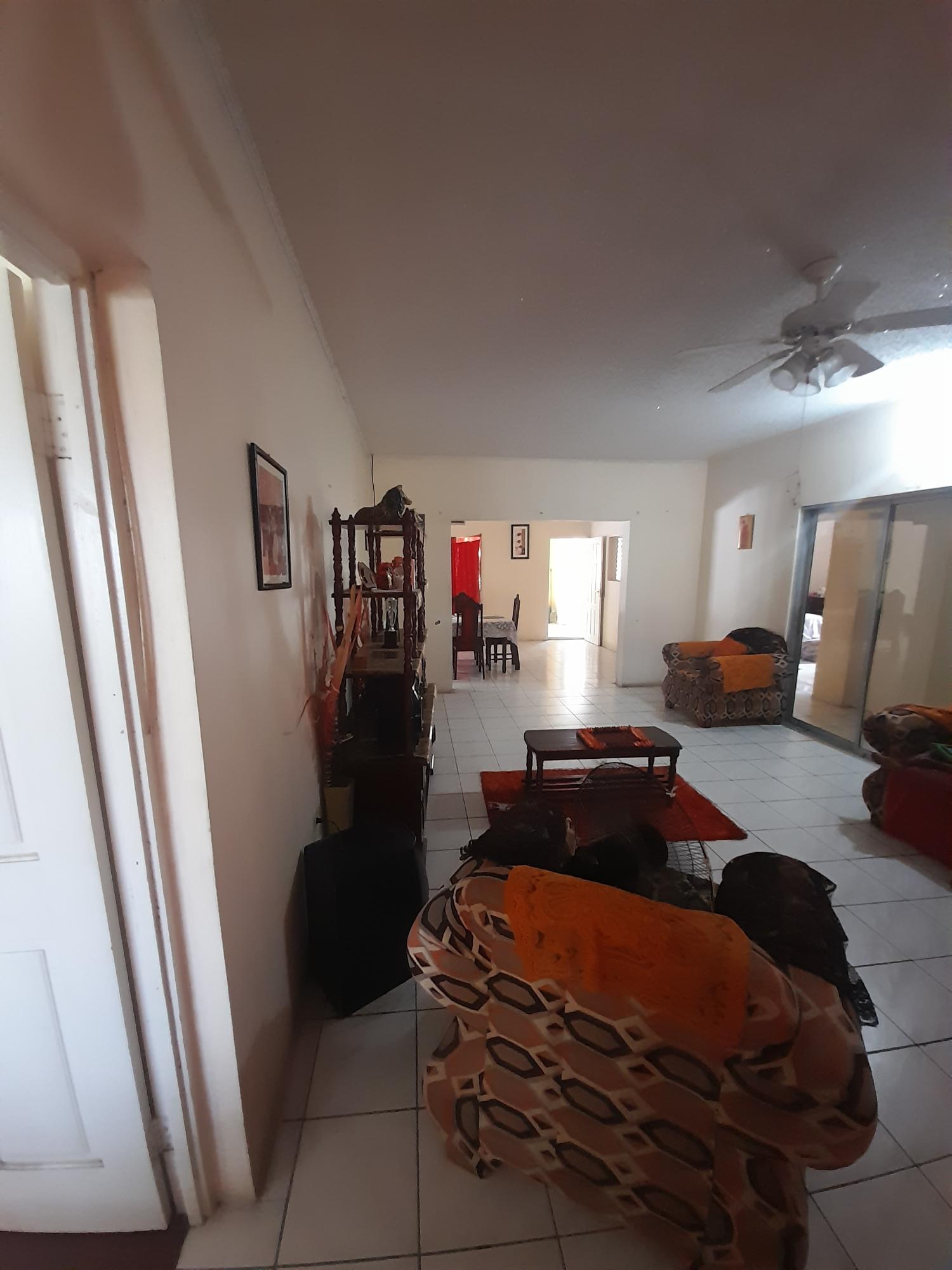 Exquisite-Home-for-Sale-in-Palmers-Cross-Clarendon-5-Bedrooms-Fruit-Trees Sixth image of 1a Chateau rd in Palmers Cross, Clarendon, Jamaica - property is For Sale