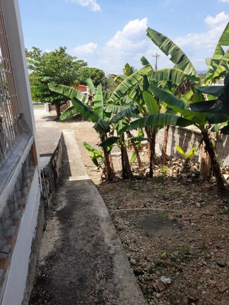 Tenth image of 1a Chateau rd in Palmers Cross, Clarendon, Jamaica - property is For Sale
