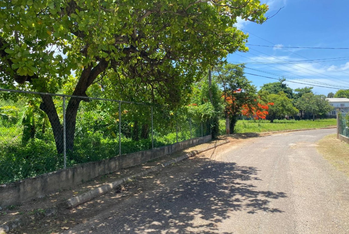 Fifth image of Palmetto Pen in Palmers Cross, Clarendon, Jamaica - property is For Sale
