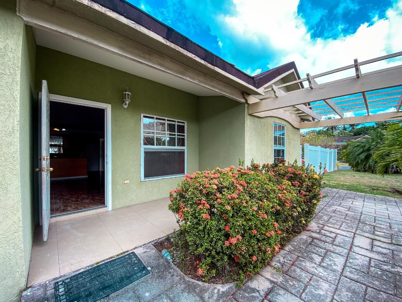 Family-Friendly-3-Bedroom-Home-in-Gated-El-Prado-Verde-Community Second image of 165 Esperanza Drive in Spanish Town, St. Catherine, Jamaica - property is For Sale
