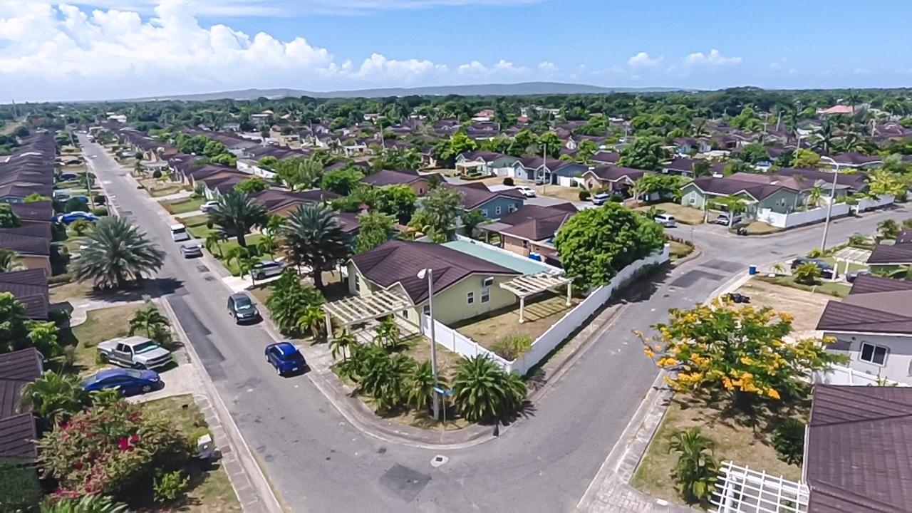 Family-Friendly-3-Bedroom-Home-in-Gated-El-Prado-Verde-Community Twenty-Sixth image of 165 Esperanza Drive in Spanish Town, St. Catherine, Jamaica - property is For Sale