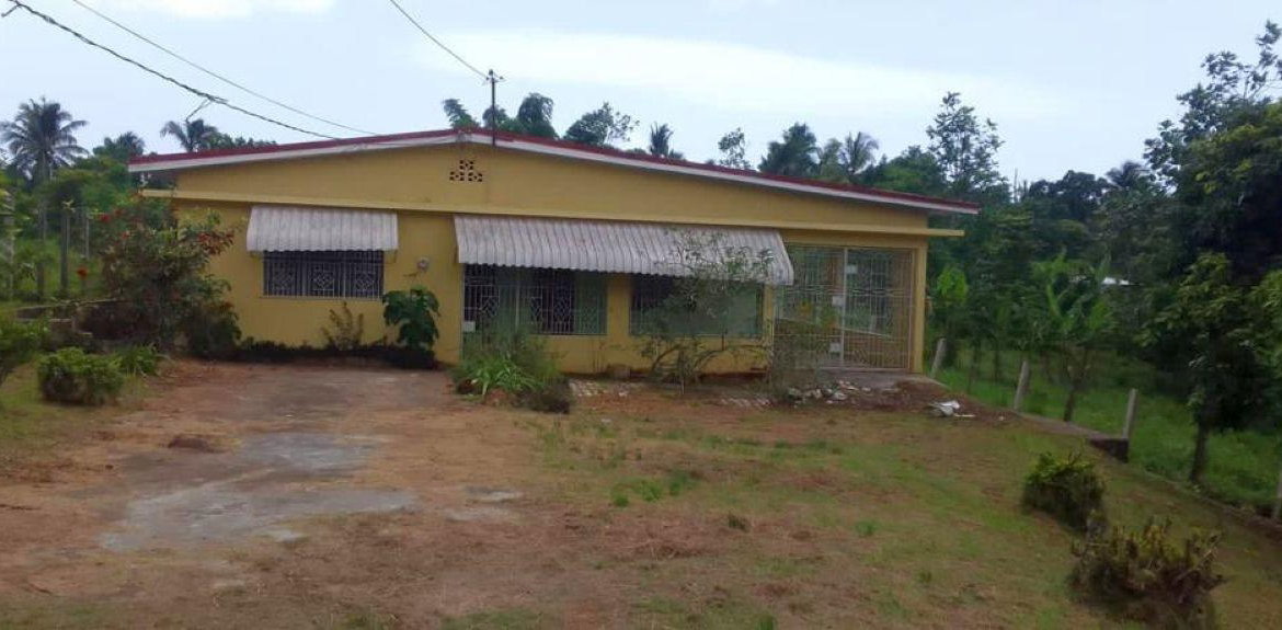 Second image of 15 Rosehall, Linstead st Cat in Rose Hall, St. Catherine, Jamaica - property is For Rent