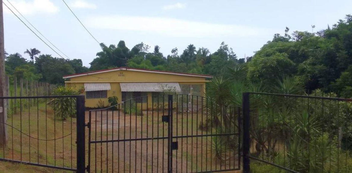 First image of 15 Rosehall, Linstead st Cat in Rose Hall, St. Catherine, Jamaica - property is For Rent