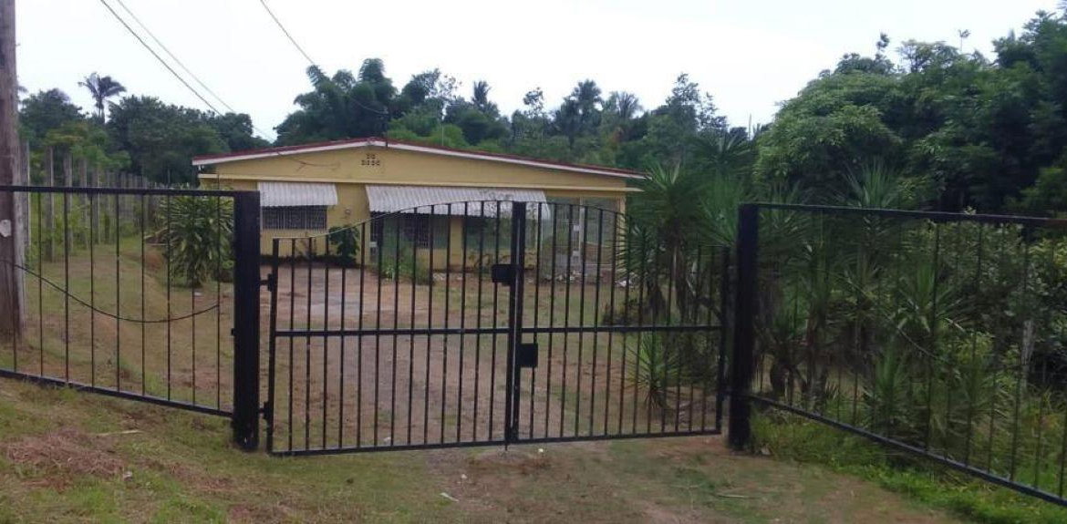 Fourth image of 15 Rosehall, Linstead st Cat in Rose Hall, St. Catherine, Jamaica - property is For Rent