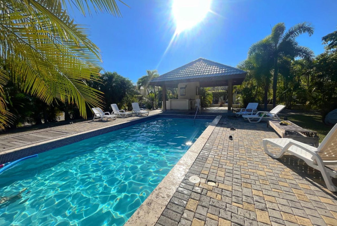 Seventh image of 34-17 East Kings House Road in Kingston 6, St. Andrew, Jamaica - property is For Rent
