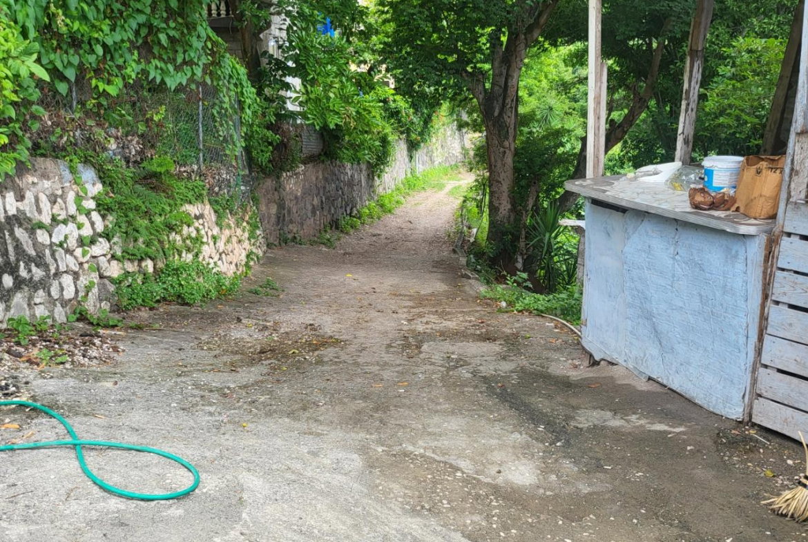 Fifth image of Part of Kintyre And Hope in PAPINE, St. Andrew, Jamaica - property is For Sale