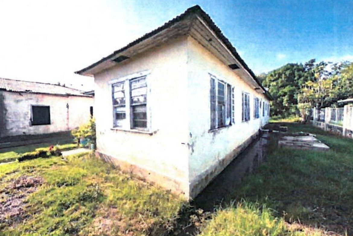 Fourth image of 7 Segre Street in Savanna-La-Mar, Westmoreland, Jamaica - property is For Sale