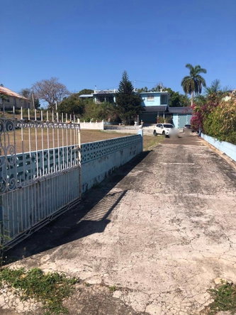 Fifth image of 18 Seaview Avenue in Montego Bay, St. James, Jamaica - property is For Sale