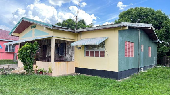 Third image of 45 Hugh Brown Drive in Palmers Cross, Clarendon, Jamaica - property is For Sale