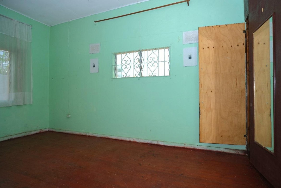 Twelfth image of Three Chains in Mandeville, Manchester, Jamaica - property is For Sale