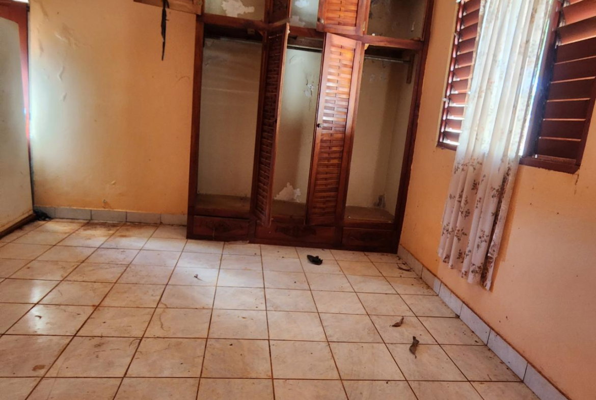 Seventh image of Ballards Valley St.elizab in Ballards Valley, St. Elizabeth, Jamaica - property is For Sale