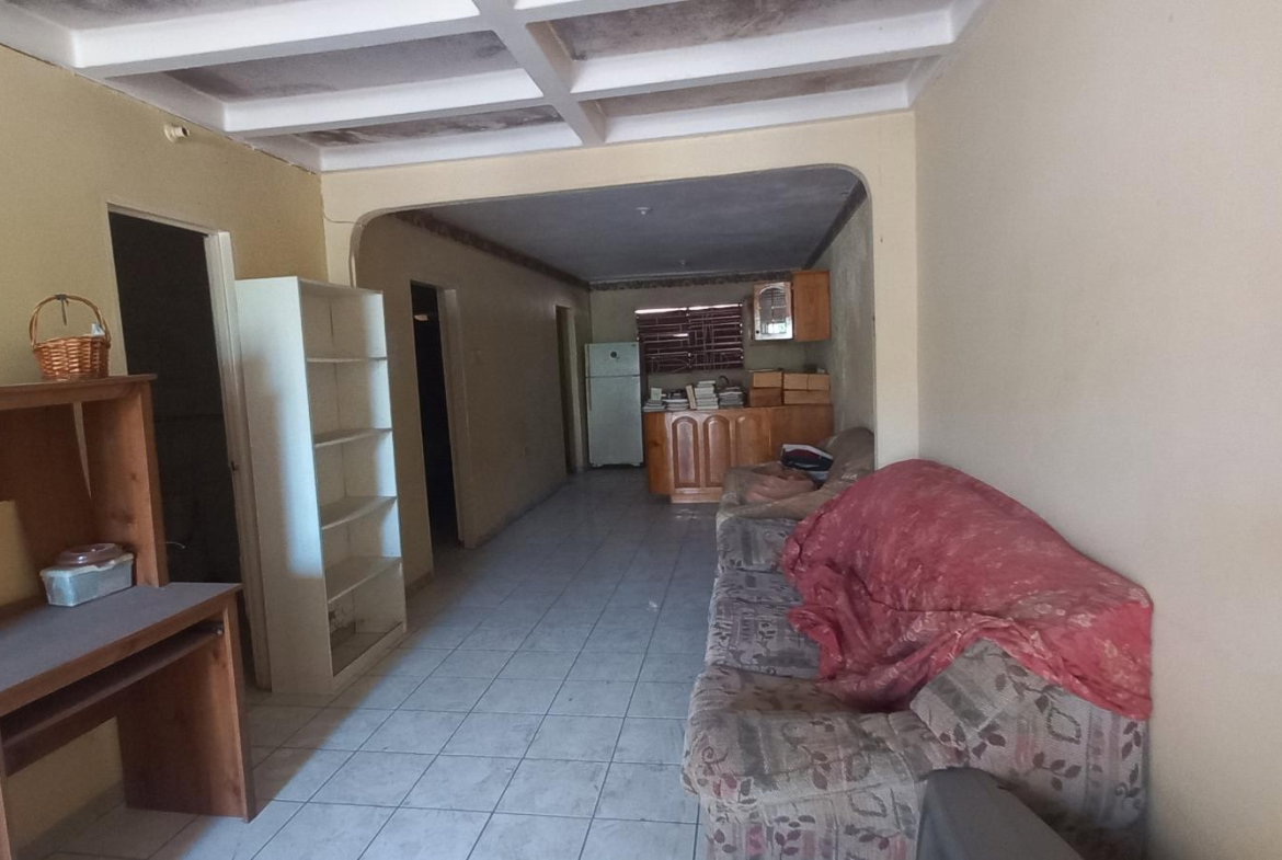 Second image of 816 East Ascot in Greater Portmore, St. Catherine, Jamaica - property is For Sale