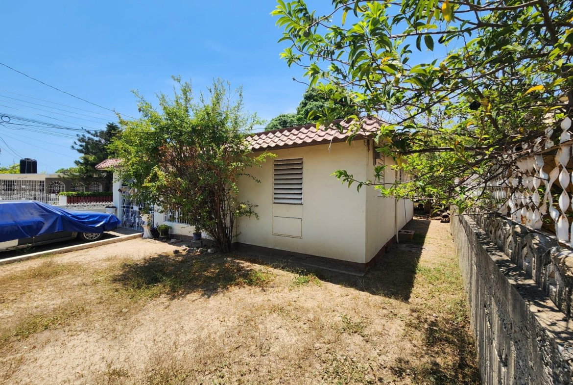 Seventh image of 438 Goodman Avenue, Bridgepor in Bridgeport, St. Catherine, Jamaica - property is For Sale