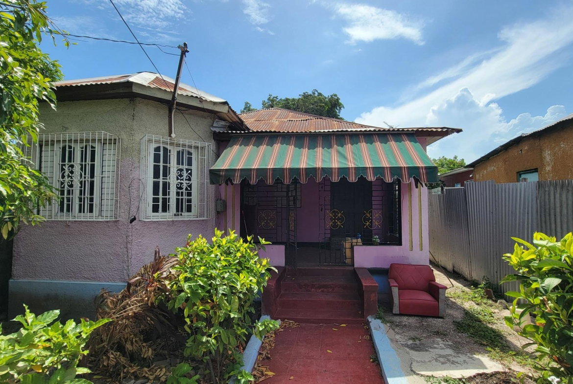 First image of 4 1/2 Albert Street in Franklyn Town, Kingston, Jamaica - property is For Sale