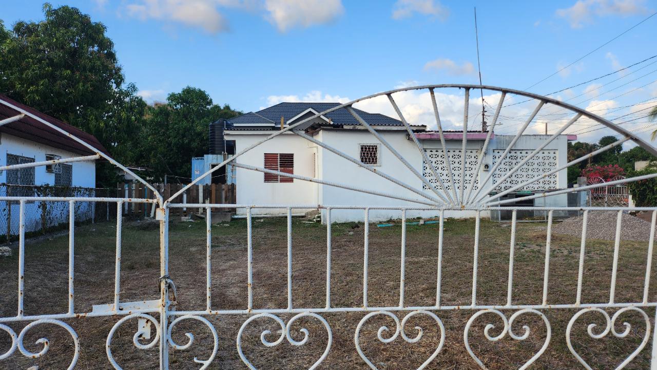 Fifth image of 42 Mineral Heights in Mineral Heights, Clarendon, Jamaica - property is For Sale