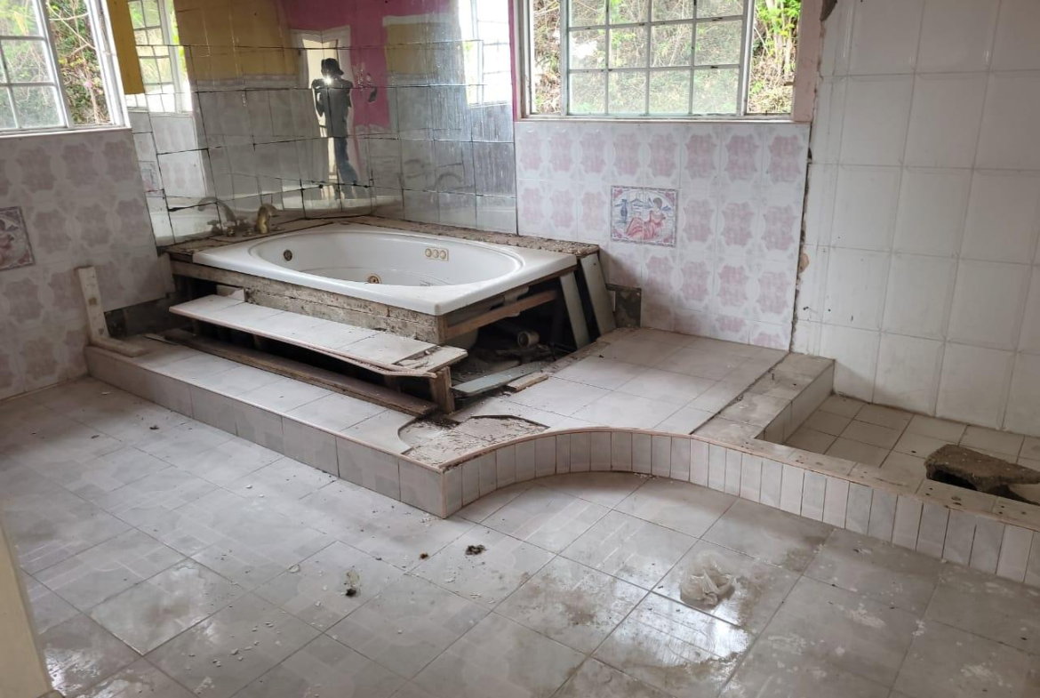 Ninth image of Ellesmere Drive in Red Hills, St. Andrew, Jamaica - property is For Sale
