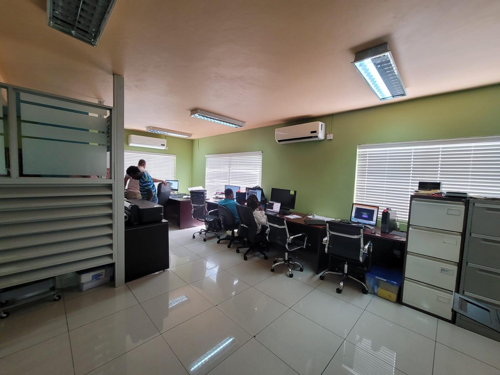 For-Rent-1040-sqft-Commercial-Office-Space-in-St.-Andrew-Jamaica Ninth image of 9- 9-11 Phoenix Ave in Kingston 10, St. Andrew, Jamaica - property is For Rent