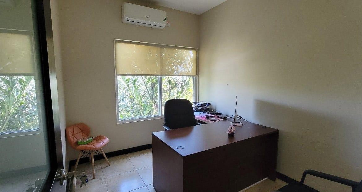 Ninth image of 14- 9-11 Phoenix Ave in Kingston 10, St. Andrew, Jamaica - property is For Rent