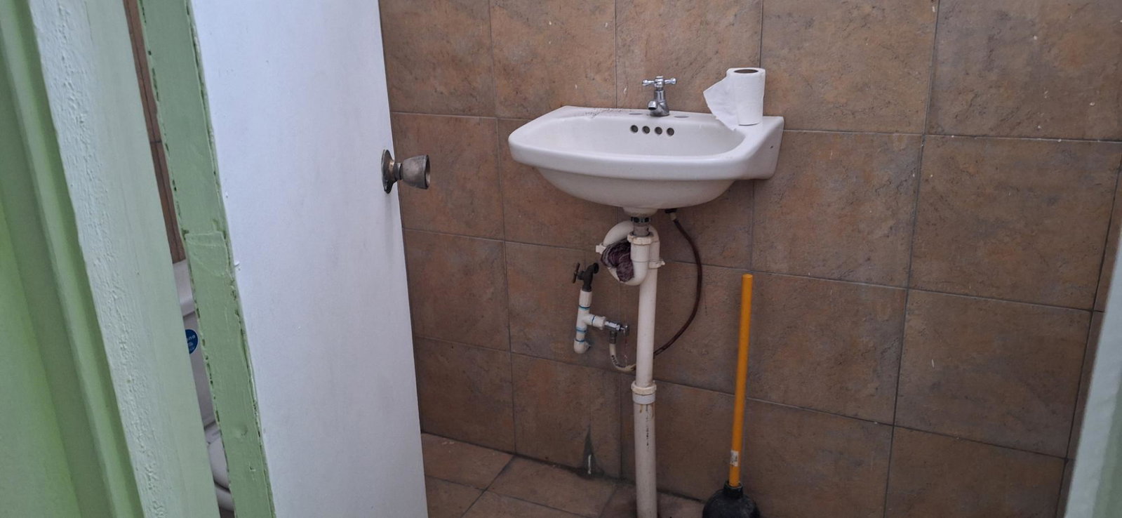 Eighth image of 5-367 Essex Drive in Spanish Town, St. Catherine, Jamaica - property is For Rent