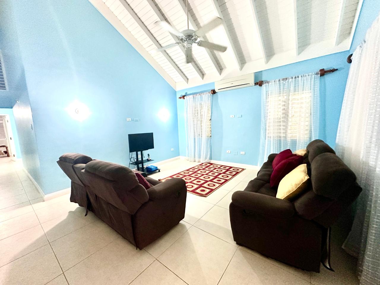 For-Rent-Furnished-3-Bedroom-House-in-Richmond-Estates-St.-Ann Fourteenth image of 142 Dandelion Avenue in St. Ann's Bay, St. Ann, Jamaica - property is For Rent