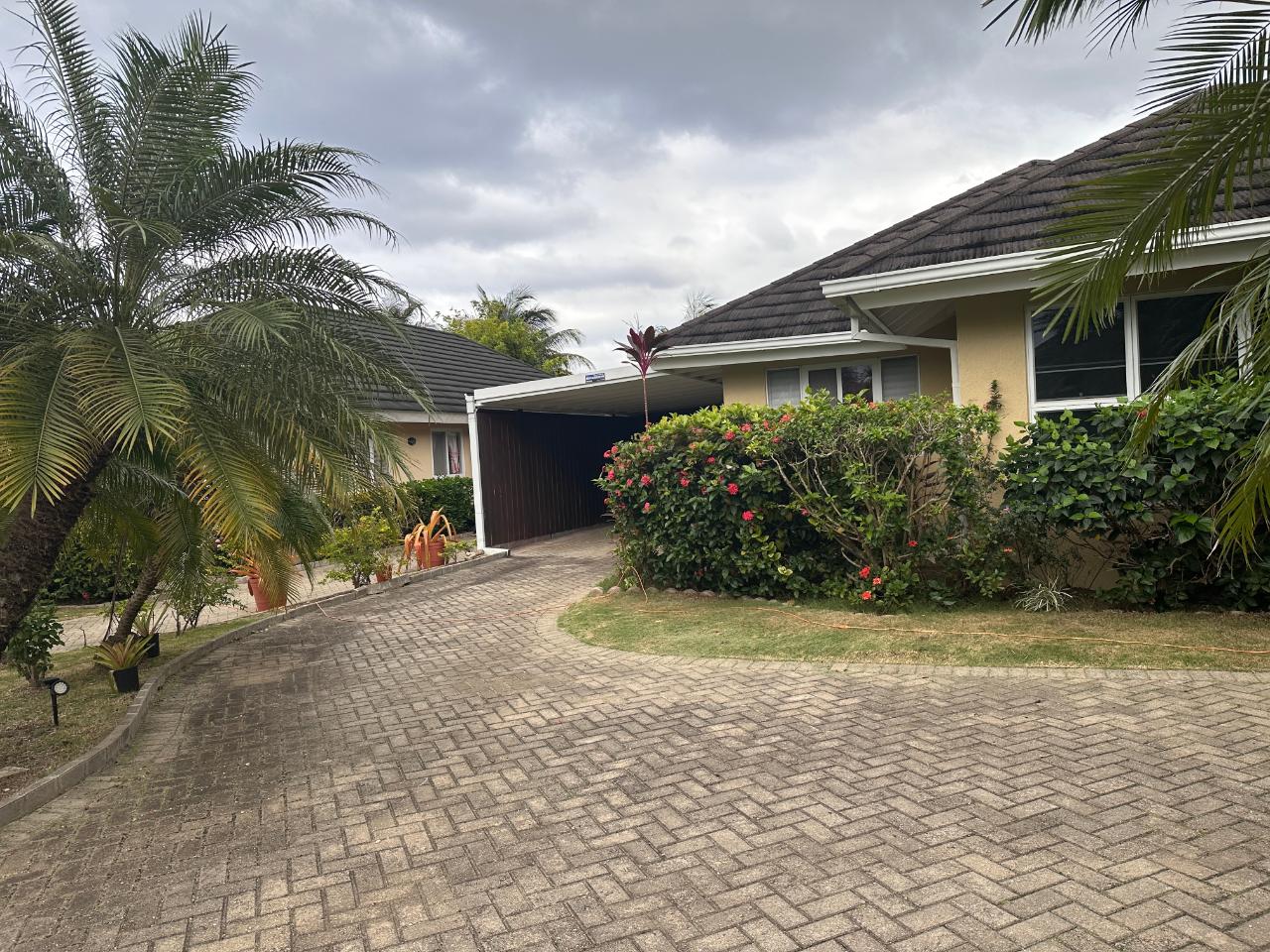 For-Rent-Furnished-3-Bedroom-House-in-Richmond-Estates-St.-Ann Fifth image of 142 Dandelion Avenue in St. Ann's Bay, St. Ann, Jamaica - property is For Rent