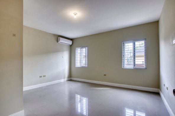 Tenth image of Roseneath Avenue in Kingston 6, St. Andrew, Jamaica - property is For Rent