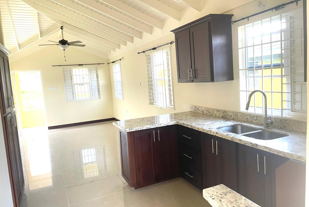 Fourth image of 403- Colbeck Manor in Colbeck, St. Catherine, Jamaica - property is For Rent