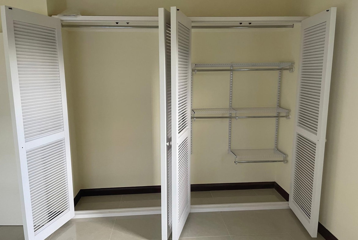 Seventh image of 403- Colbeck Manor in Colbeck, St. Catherine, Jamaica - property is For Rent