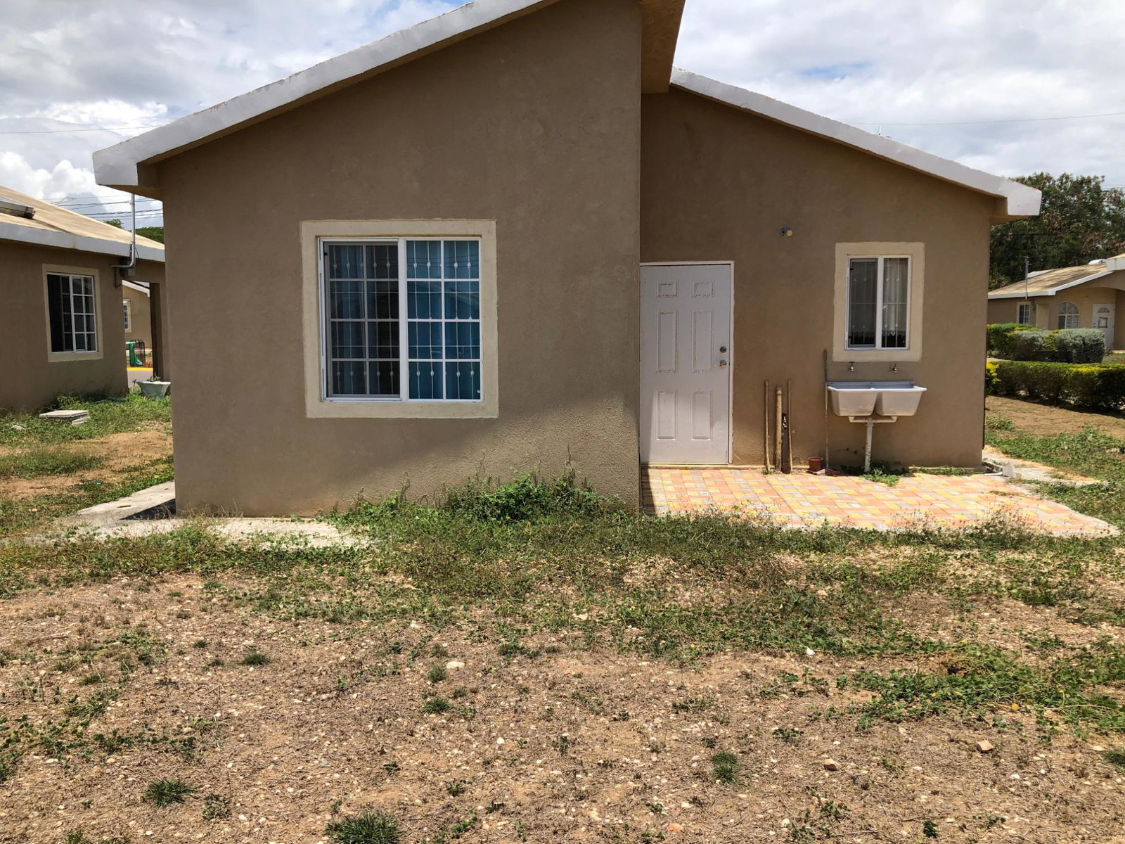 Twenty-Third image of 568 Starfish Crescent in Phoenix Park, St. Catherine, Jamaica - property is For Rent