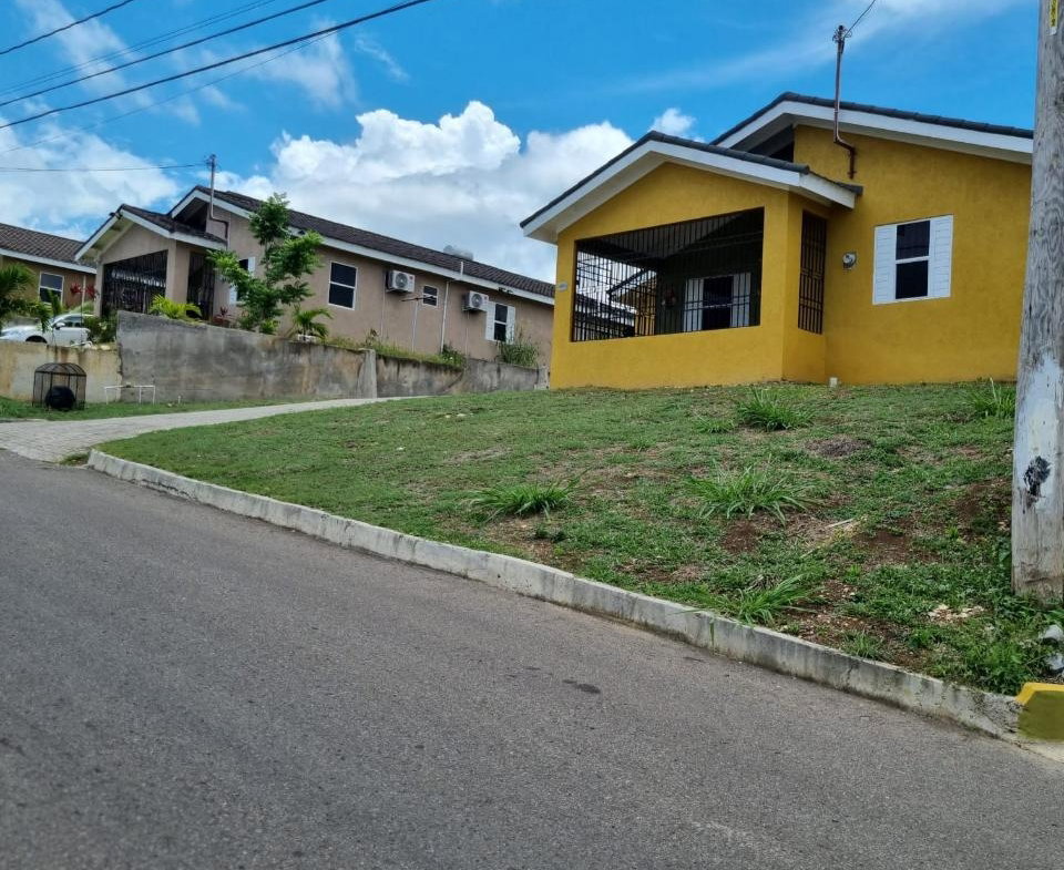 First image of 466 s Stonebrook Manor in Falmouth, Trelawny, Jamaica - property is For Rent