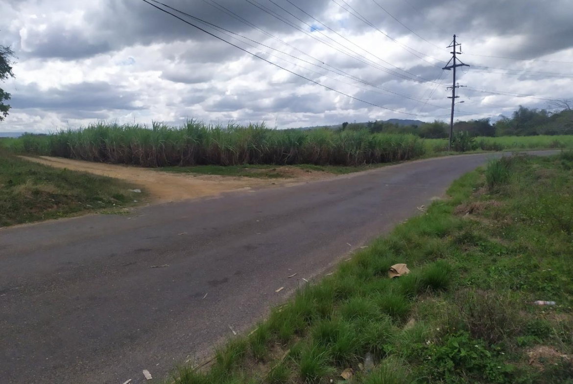 Sixth image of Barton's, Maggotty in Bartons, St. Elizabeth, Jamaica - property is For Rent