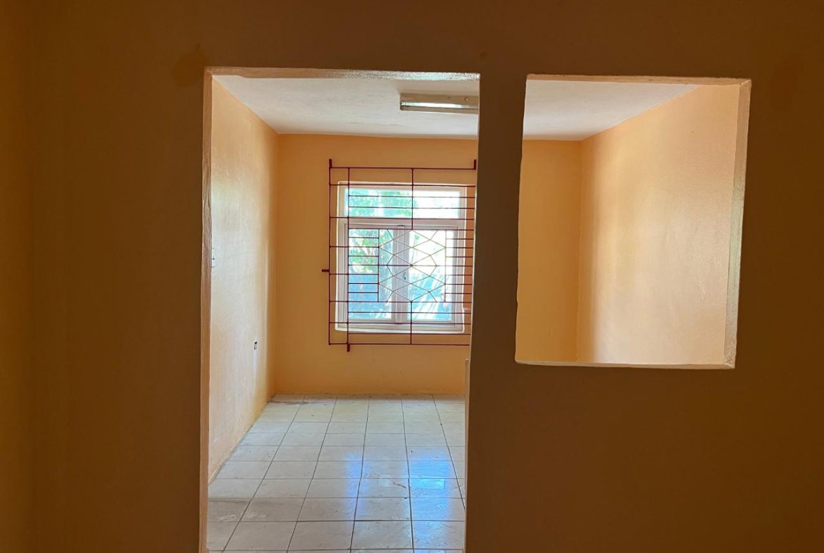 Seventh image of 4 Kelly Road in Westchester, St. Catherine, Jamaica - property is For Sale