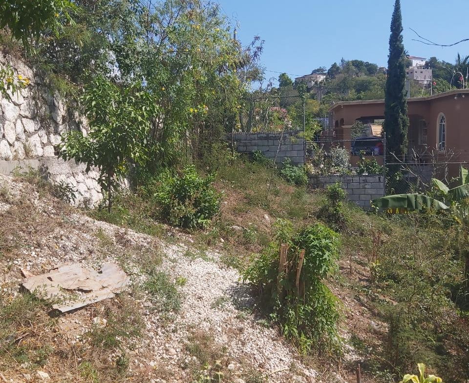 Eighth image of 6 St. Jago Boulevard in Sligoville, St. Catherine, Jamaica - property is For Sale