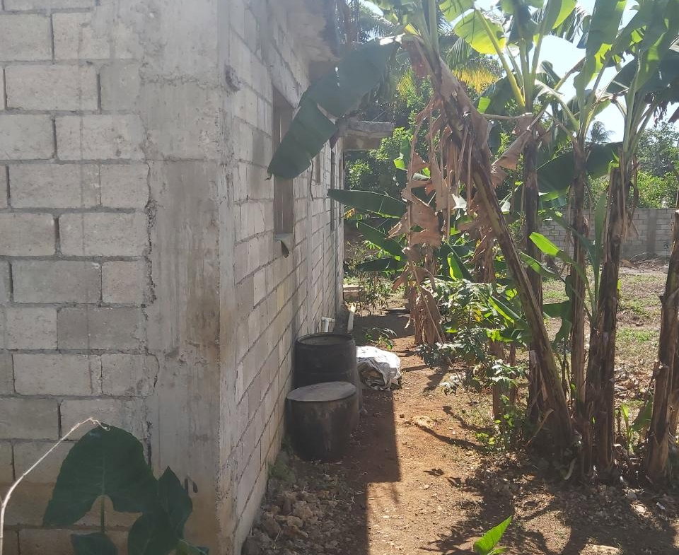 Ninth image of 6 St. Jago Boulevard in Sligoville, St. Catherine, Jamaica - property is For Sale