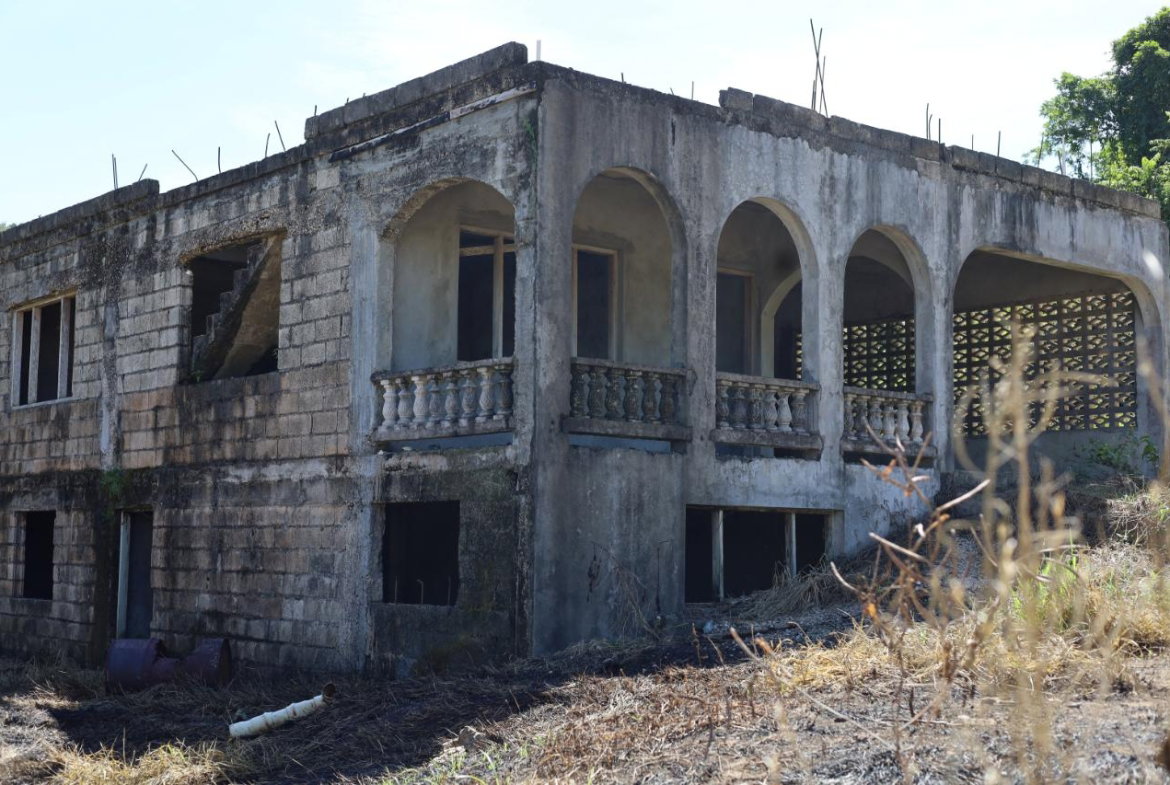 Second image of Phoenix Park in Balaclava, St. Elizabeth, Jamaica - property is For Sale