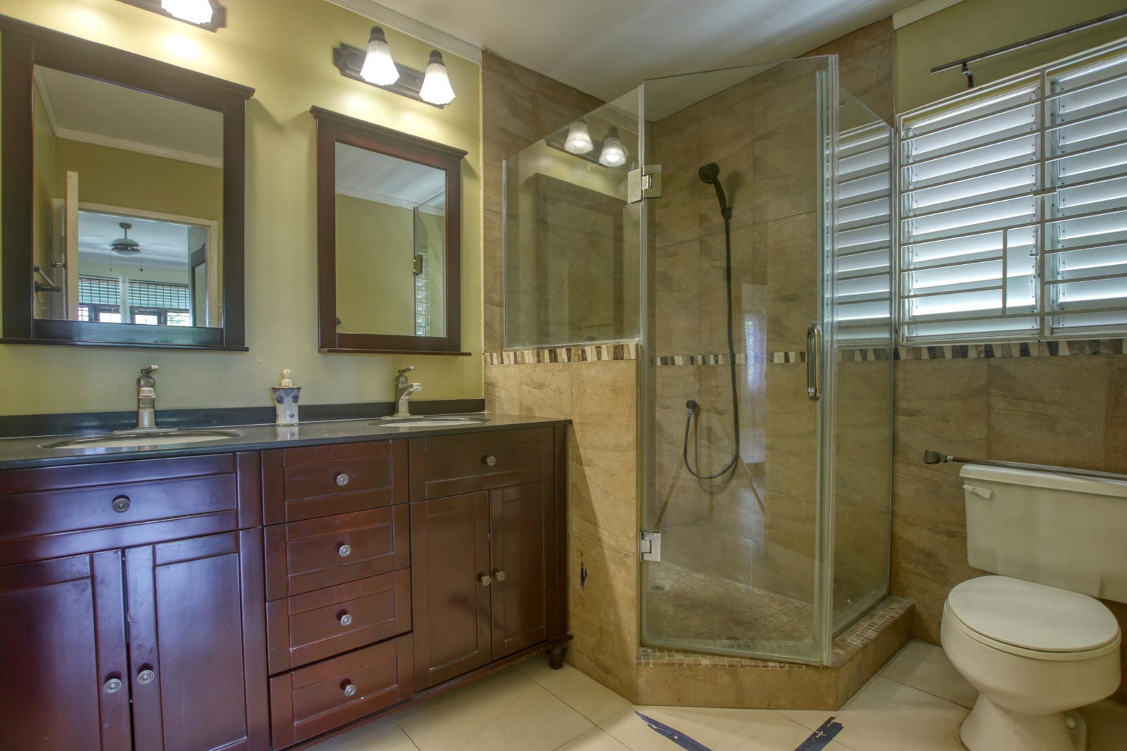 Sixteenth image of 23 Hopefield Avenue in Kingston 6, St. Andrew, Jamaica - property is For Sale