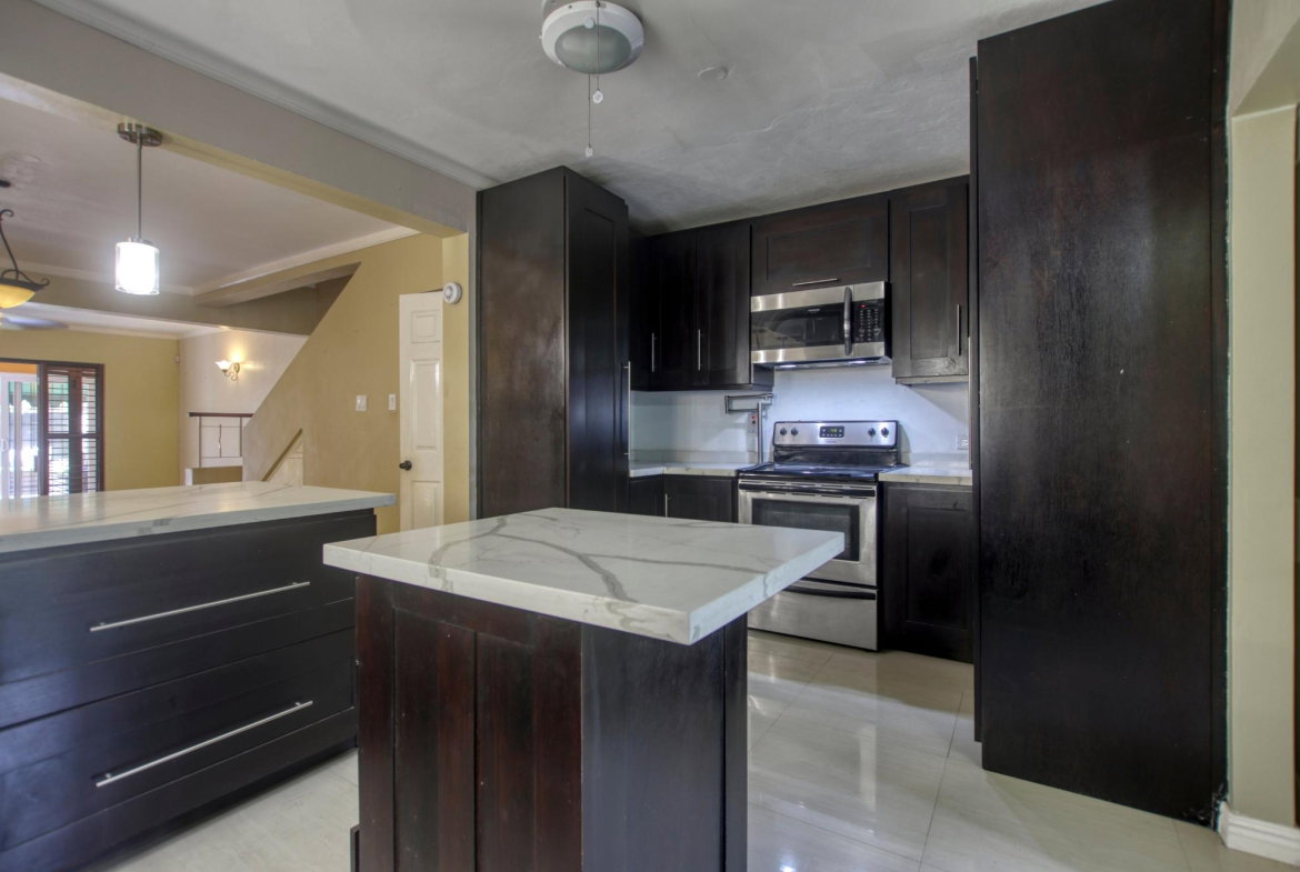 Seventh image of 23 Hopefield Avenue in Kingston 6, St. Andrew, Jamaica - property is For Sale