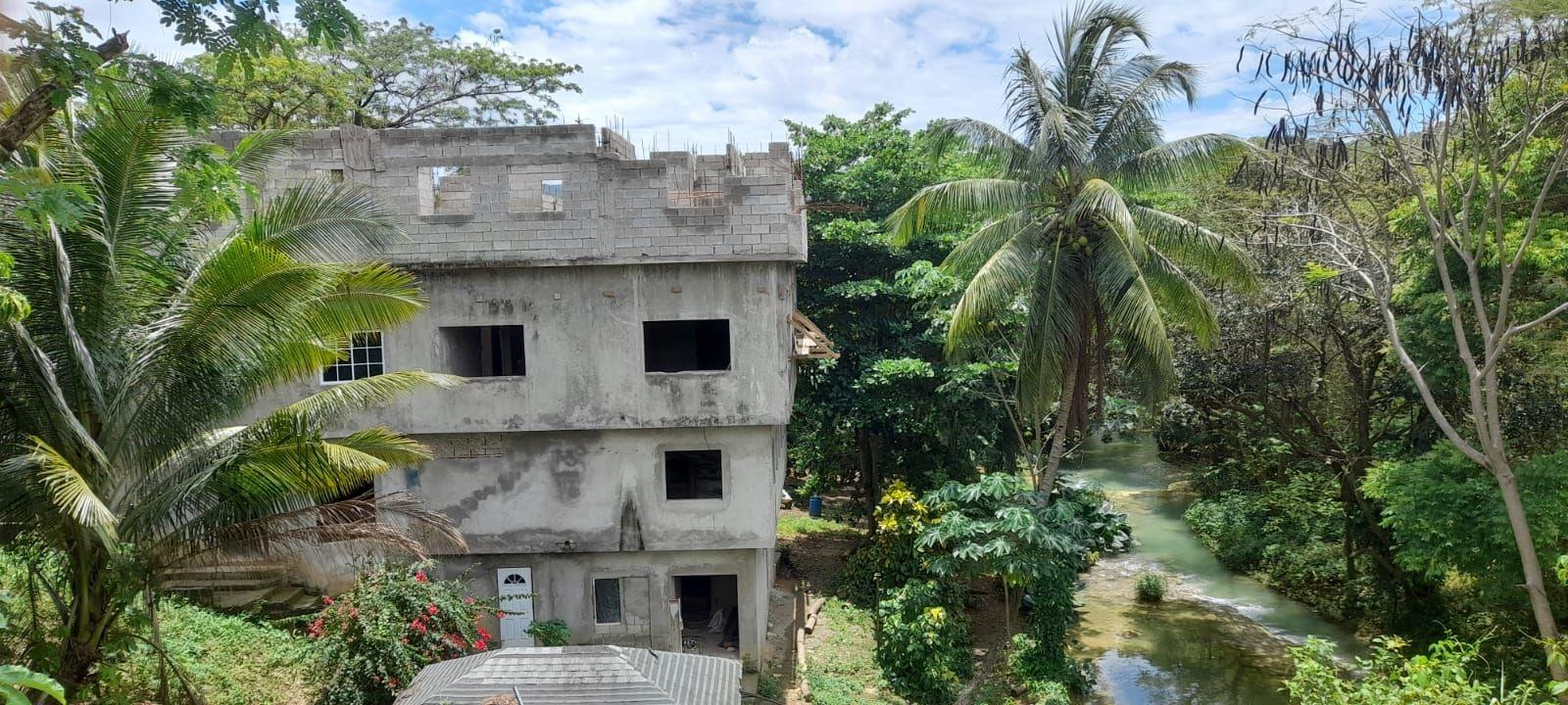 Fifth image of Clarendon Park, Toll Gate in Toll Gate, Clarendon, Jamaica - property is For Sale