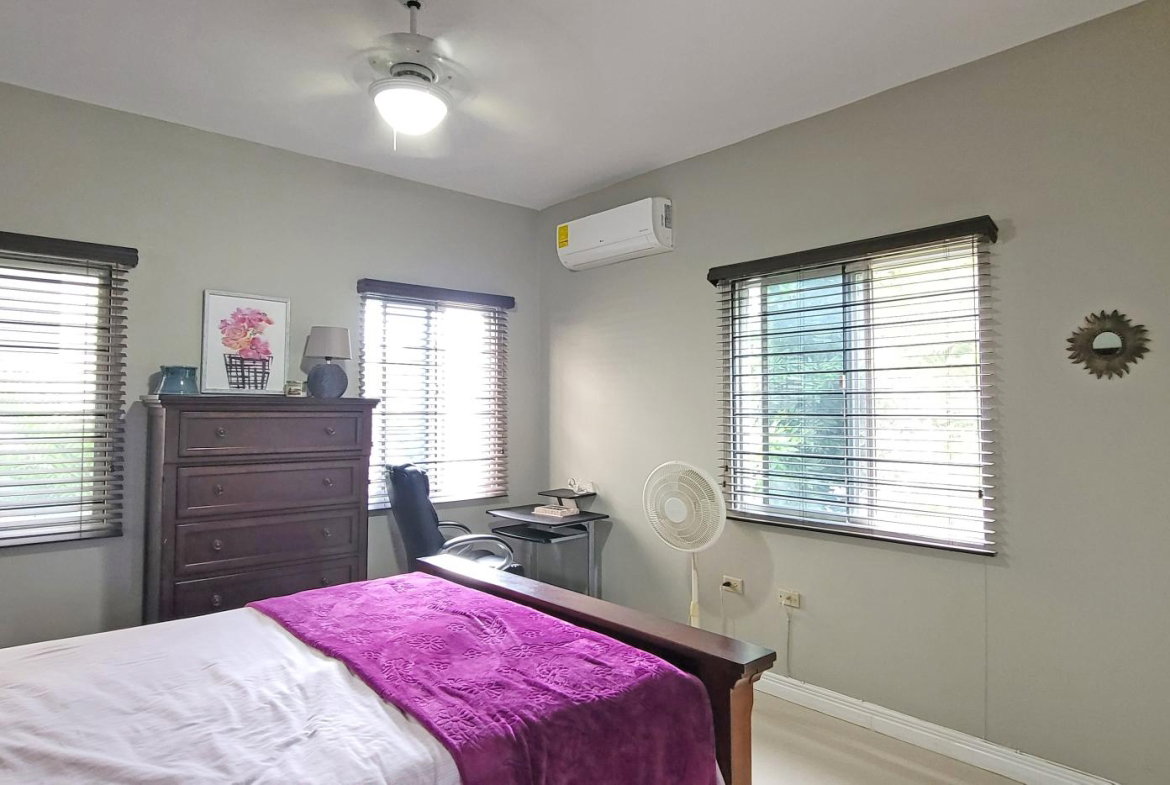 Thirteenth image of 16-9 Rochester Avenue in Kingston 8, St. Andrew, Jamaica - property is For Rent