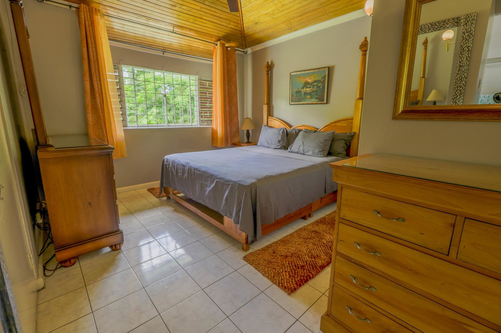 Fifteenth image of 12 Long Lane in Kingston 8, St. Andrew, Jamaica - property is For Rent