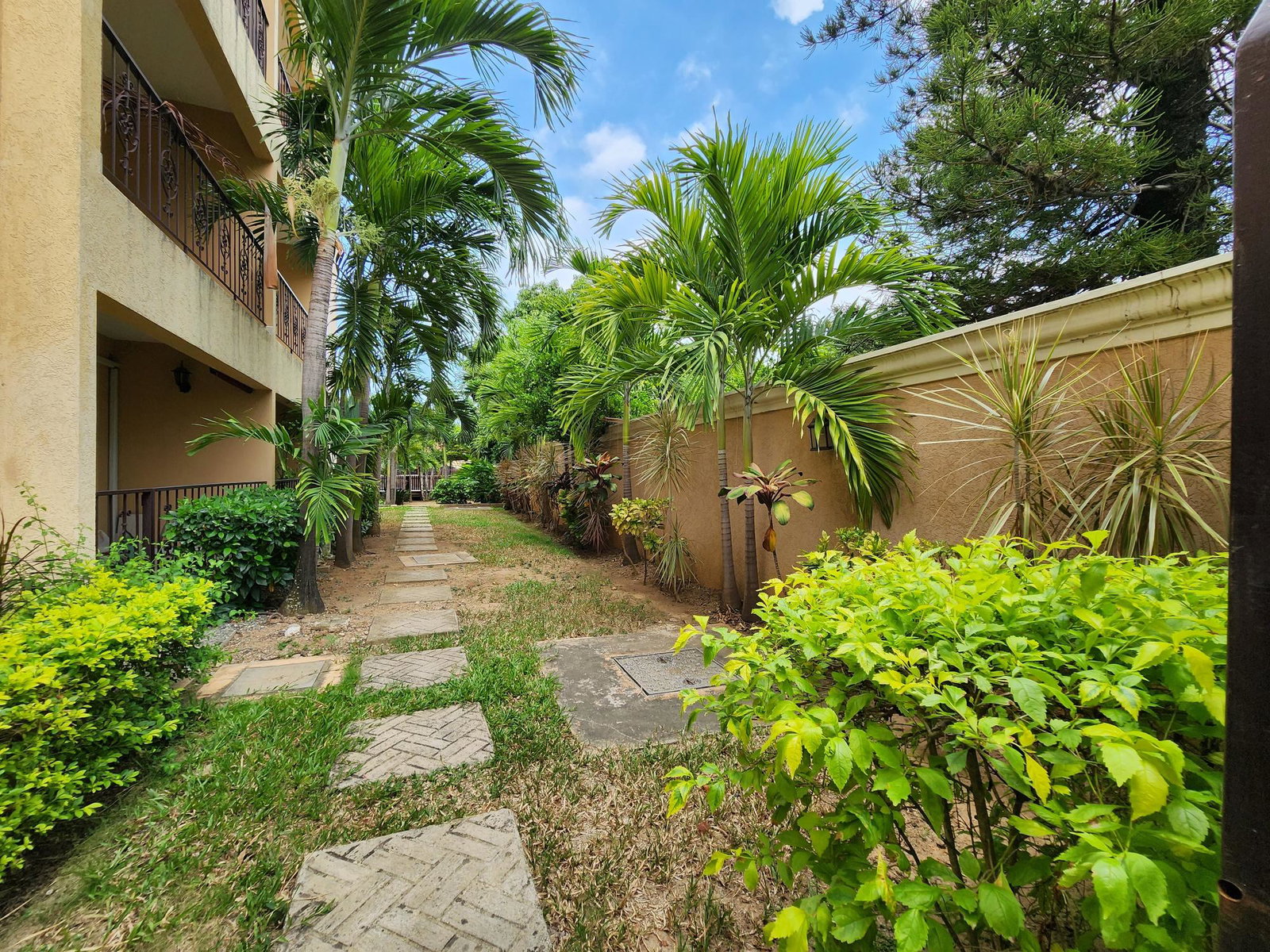 Fourteenth image of 10-15 Ottawa Avenue in Kingston 6, St. Andrew, Jamaica - property is For Rent