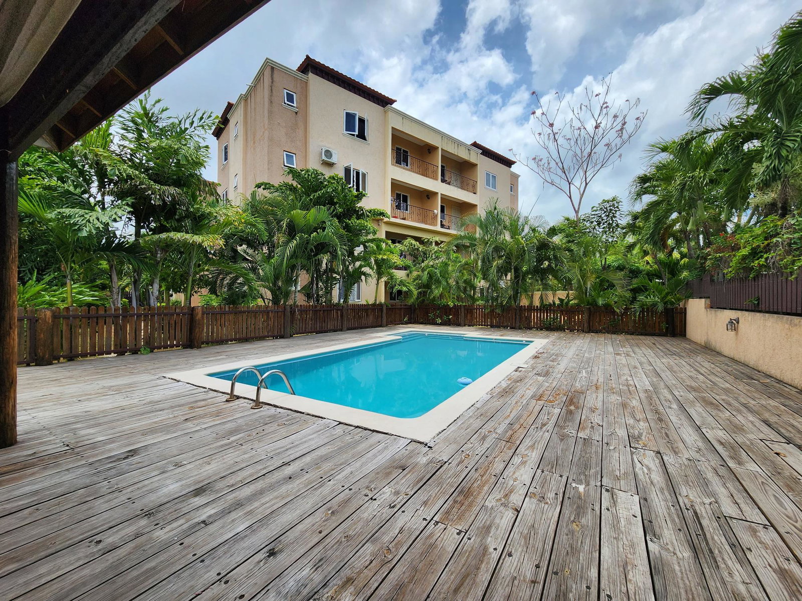 Fifteenth image of 10-15 Ottawa Avenue in Kingston 6, St. Andrew, Jamaica - property is For Rent
