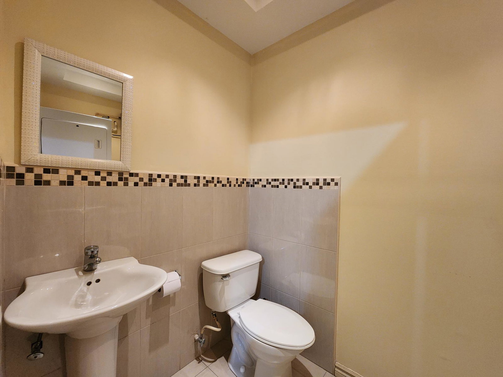 Tenth image of 10-15 Ottawa Avenue in Kingston 6, St. Andrew, Jamaica - property is For Rent
