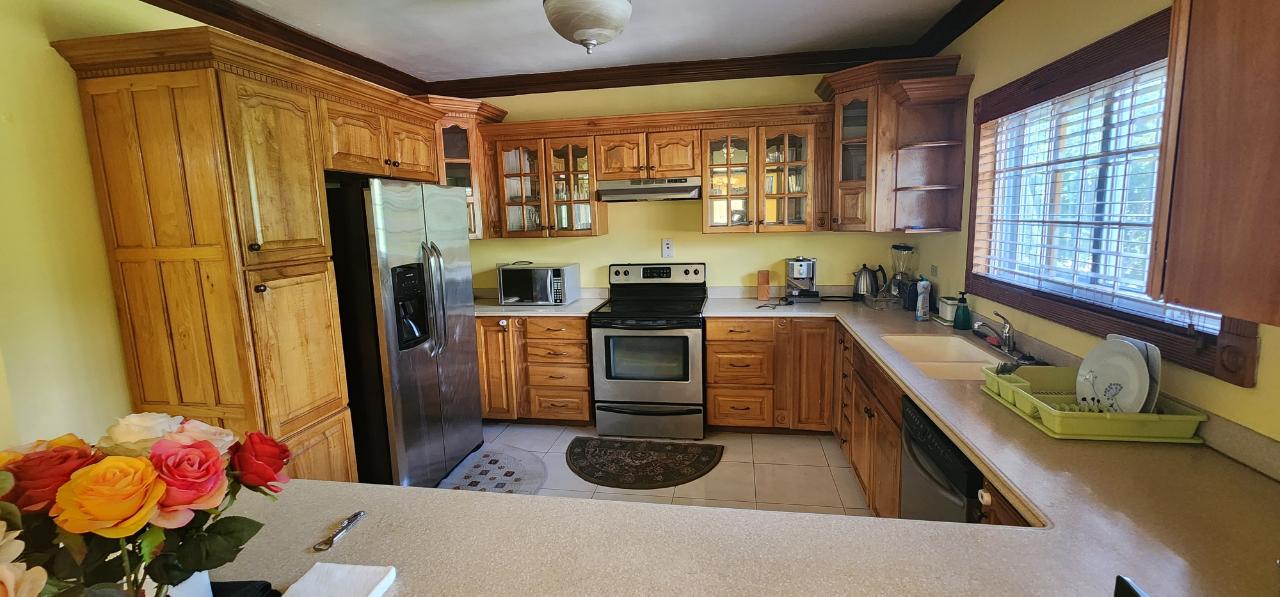 Fully-Furnished-2BR-Apartment-for-Rent-in-Kingston-6-Jamaica Fifth image of 12-12 Seaview Avenue in Kingston 6, St. Andrew, Jamaica - property is For Rent