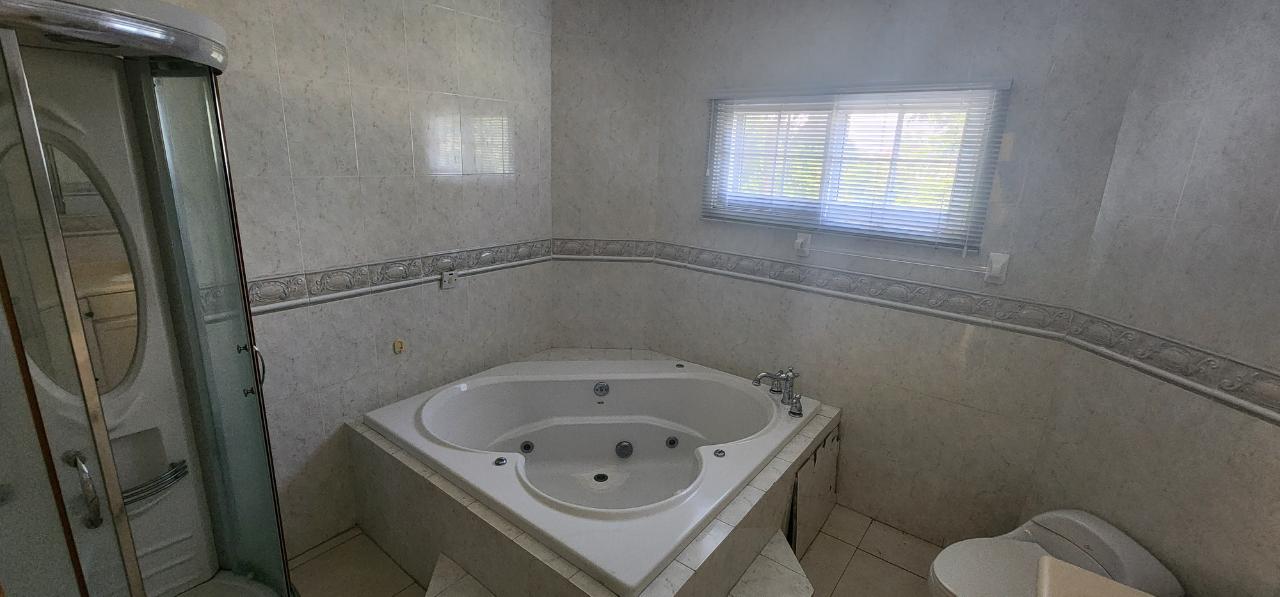 Fully-Furnished-2BR-Apartment-for-Rent-in-Kingston-6-Jamaica Tenth image of 12-12 Seaview Avenue in Kingston 6, St. Andrew, Jamaica - property is For Rent