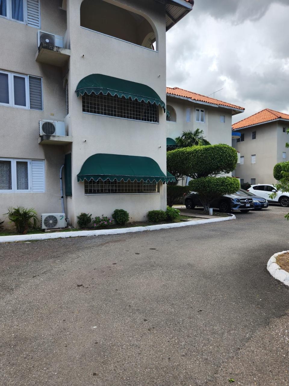 First image of Abbeydale Road in Kingston 10, St. Andrew, Jamaica - property is For Rent